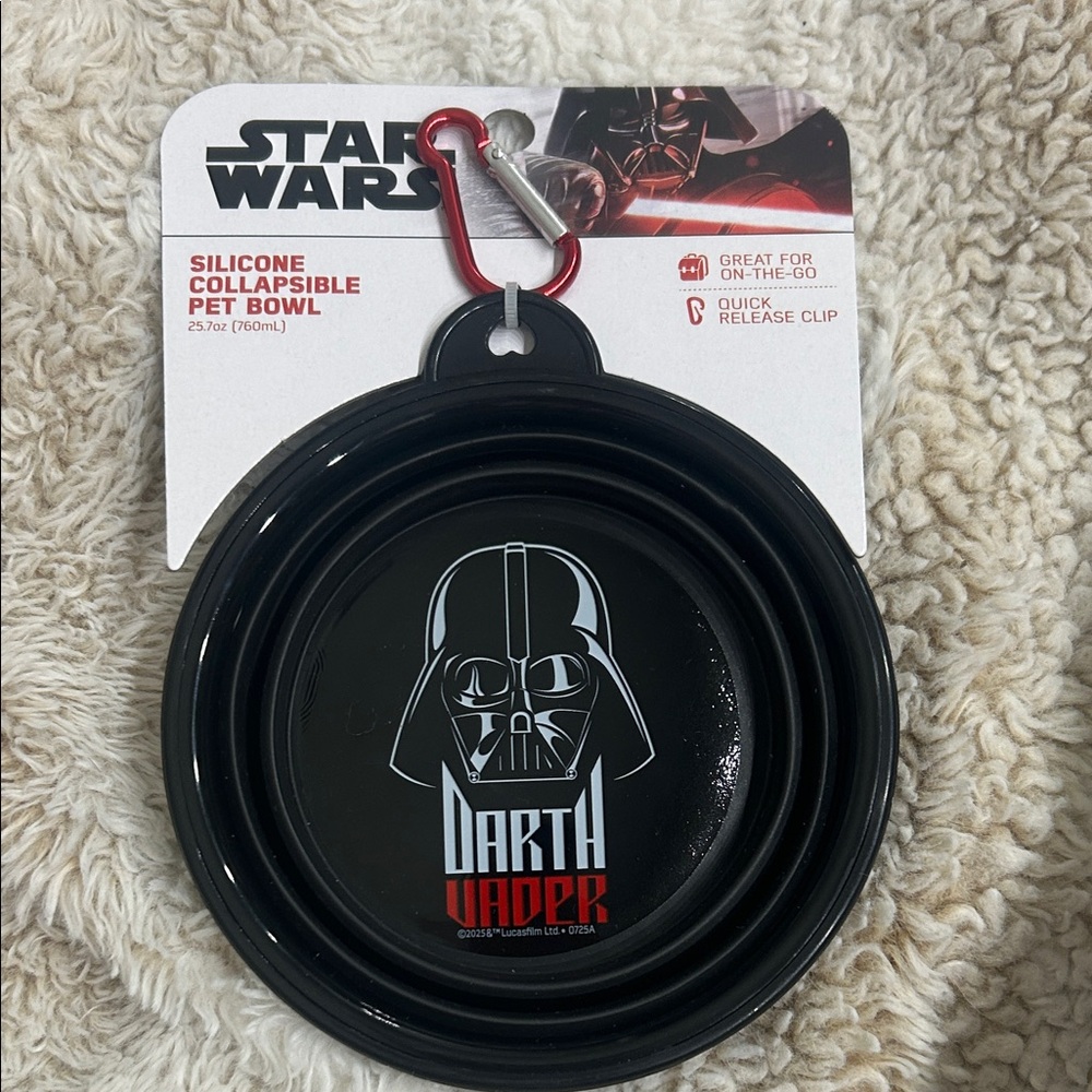 Dark Vader silicone collapsible pet bowl